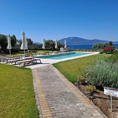 Seaside Village * Politiká