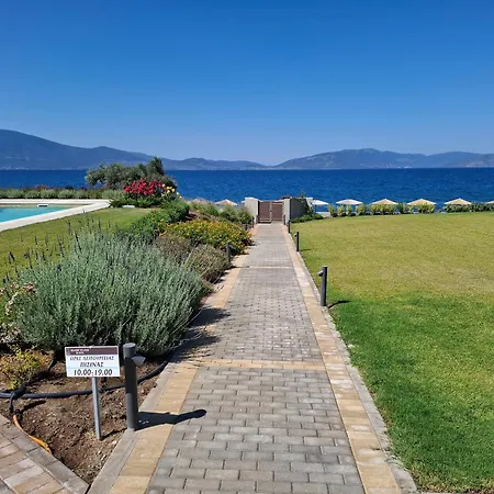 Seaside Village Hébergement de vacances Politiká